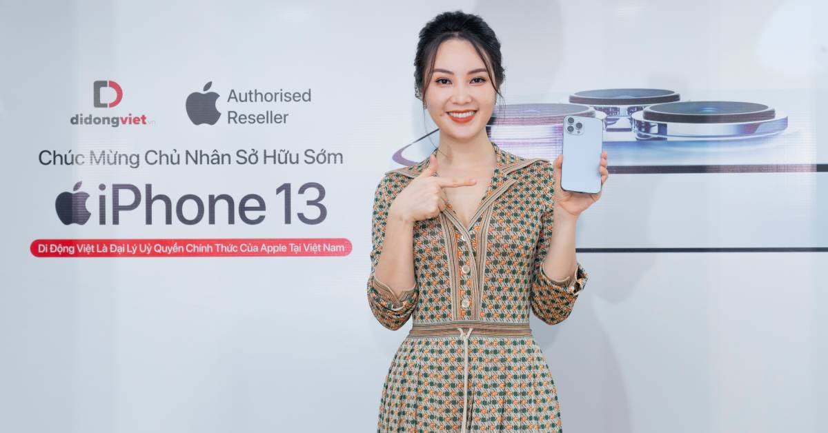 MC Nguyễn Thụy Vân hào hứng “chốt đơn” iPhone 13 Pro Max tại Di Động Việt