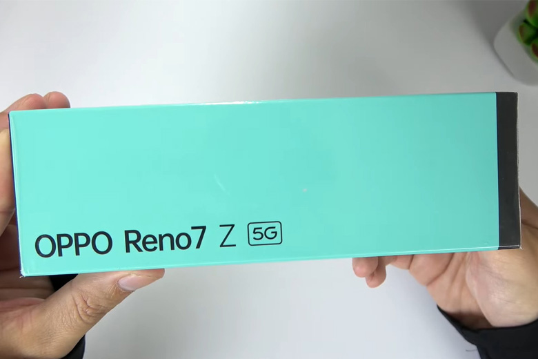 Trên tay OPPO Reno7 Z