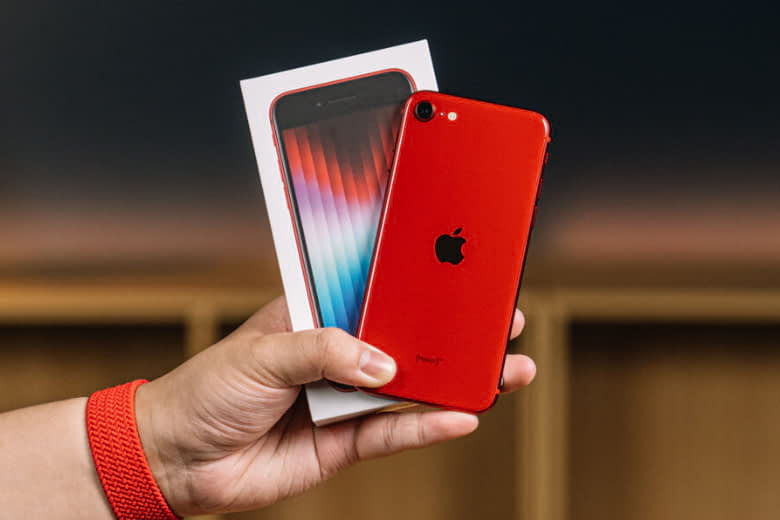 iPhone SE 2022 vs iPhone 12 mini: Chọn chiếc iPhone nhỏ gọn nào đáng tiền nhất? 25 so sanh iphone se 2022 va iphone 12
