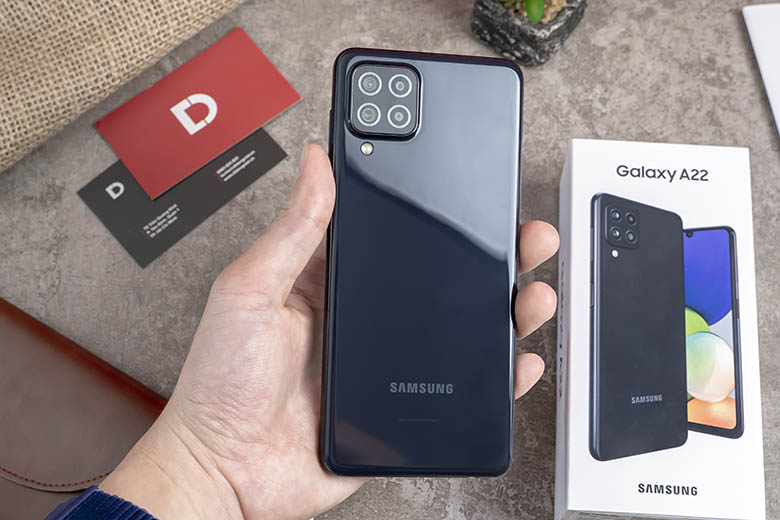 So sánh Samsung Galaxy A12 và Galaxy A22