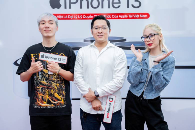 Nữ Rapper Mai Âm Nhạc chọn trade-in lên đời iPhone 13 Pro Max tại Di Động Việt