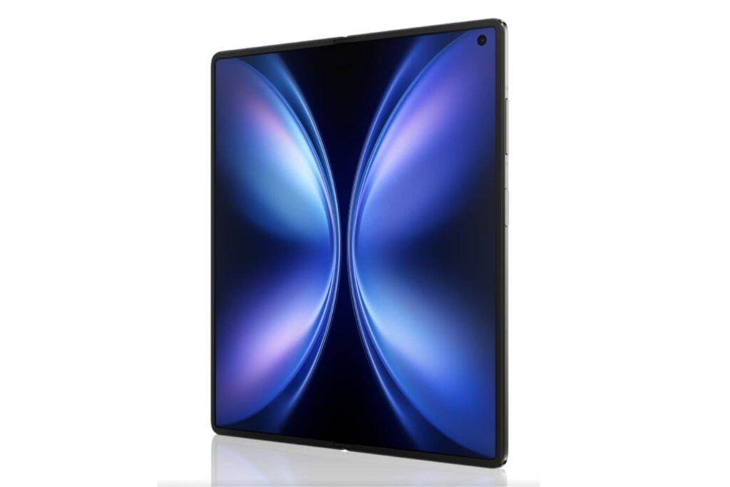 So sánh Samsung Galaxy Z Fold3 và Vivo X Fold: Nên mua máy nào? 17 Vivo X Fold ghi điểm nhờ màn hình AMOLED 8,03 inch rộng hơn, cho không gian hiển thị thoải mái.