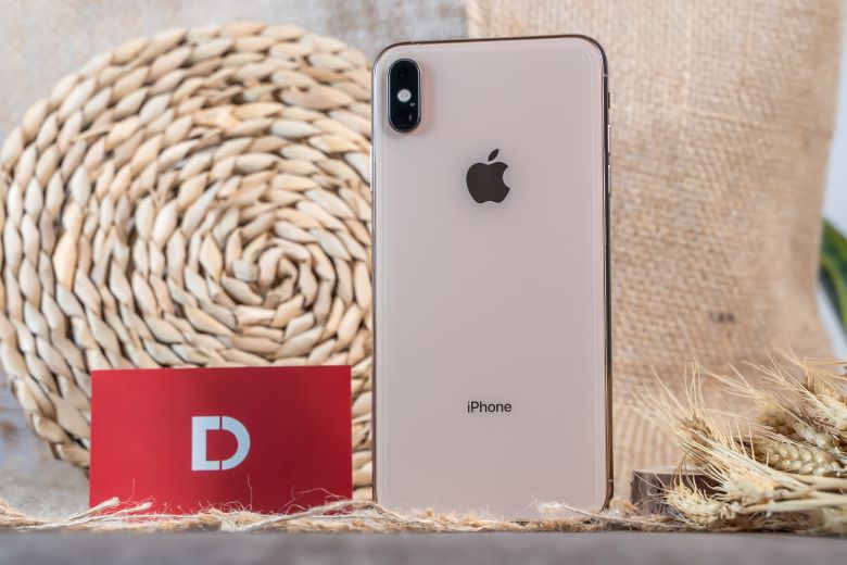 so sanh iphone xr va iphone xs max didongviet 11