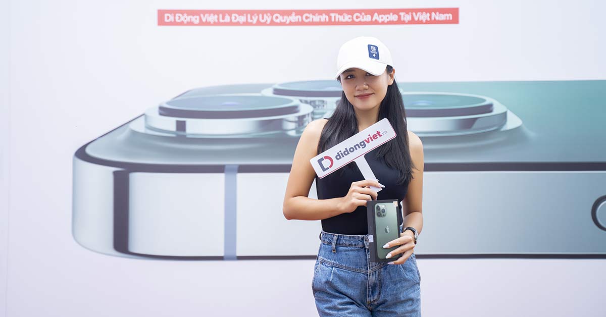 Văn Mai Hương sắm iPhone 13 Pro Max màu mới sau thành công với Hit mới