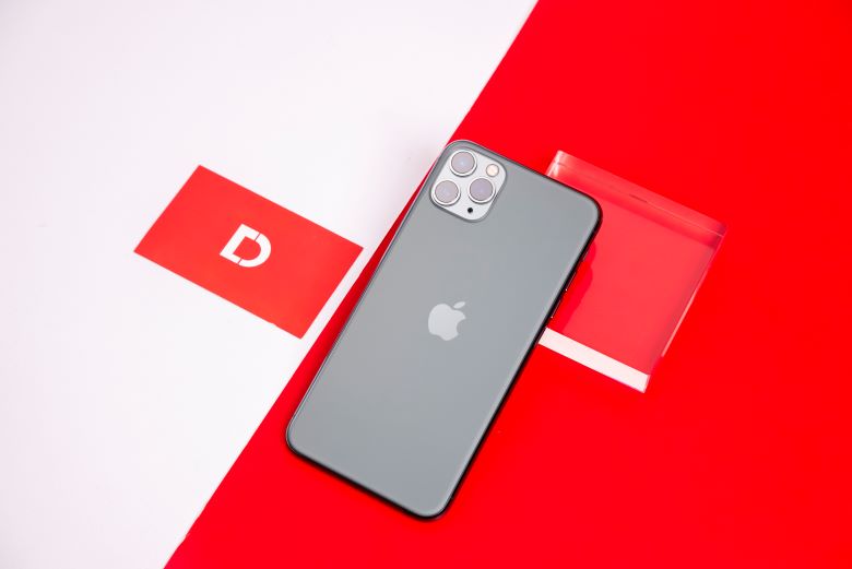 So sánh iPhone và Samsung