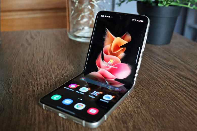 Galaxy Z Flip4 đạt chứng nhận FCC Di Động Việt
