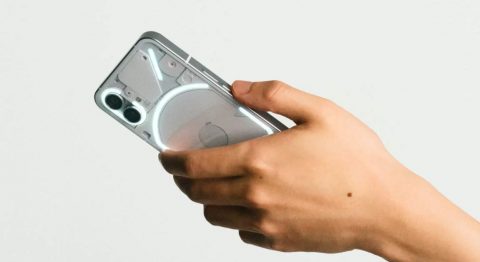 Nothing phone (1) chính thức được ra mắt: Thiết kế độc đáo với mặt lưng trong suốt, camera 50MP, màn 120Hz