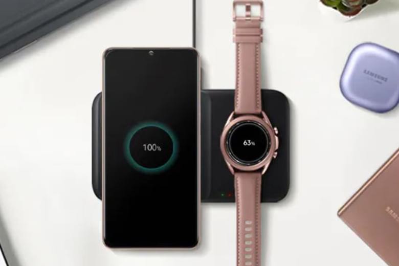 Gợi ý Combo Samsung Galaxy Z Fold 4 kết hợp cùng phụ kiện Full Black cực kỳ đẳng cấp và quyền lực 13 combo samsung galaxy z fold4 didongviet 5