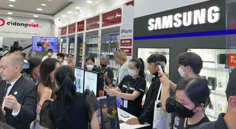 Hình ảnh sự kiện “Techoffline” – Trải nghiệm Galaxy Z Fold4 | Z Flip4 mới tại Di Động Việt 77 Trần Quang Khải