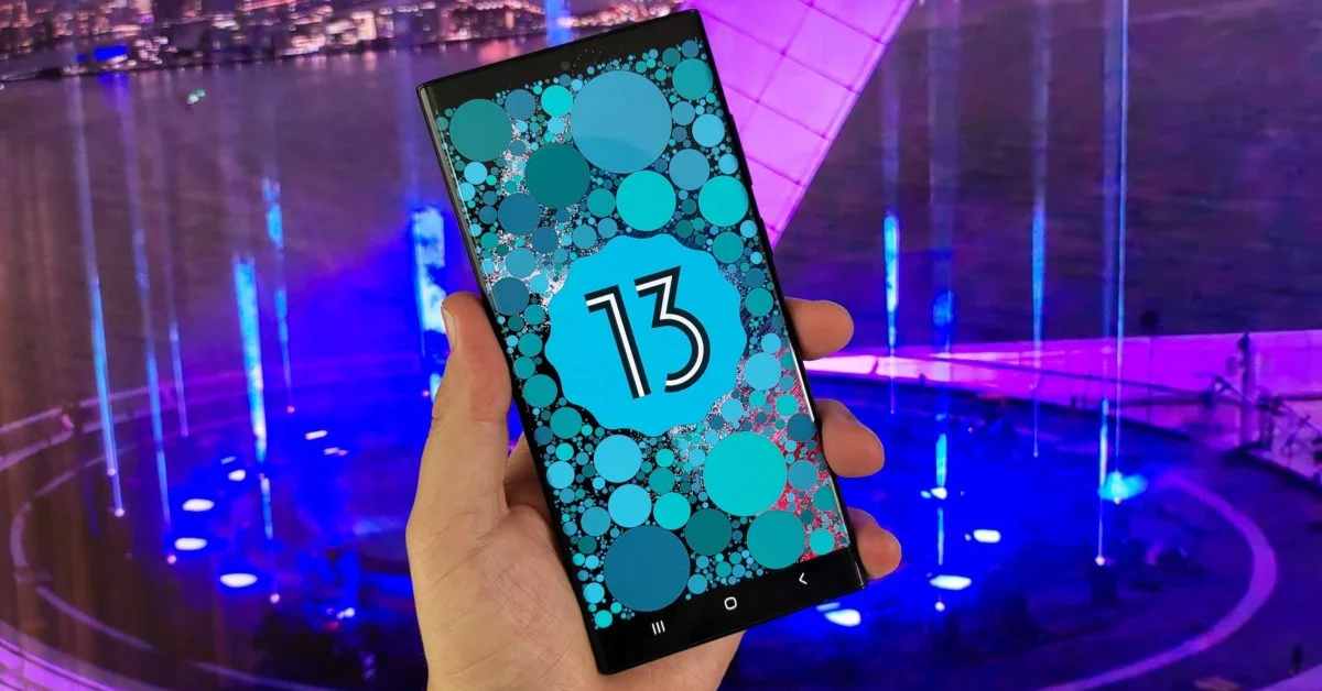 Android 13 đã phát hành chính thức nhưng người dùng Samsung vẫn phải đợi để nhận bản cập nhật mới