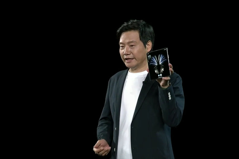 So sánh Samsung Z Fold4 và Xiaomi Mix Fold 2