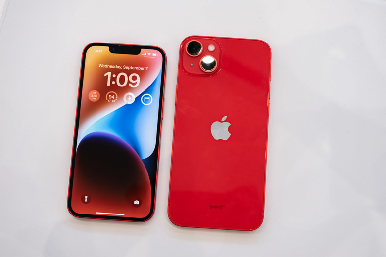 So sánh iPhone 14 và iPhone 14 Pro Max