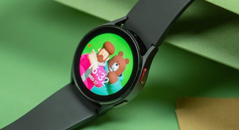 đánh giá Samsung Galaxy Watch 4