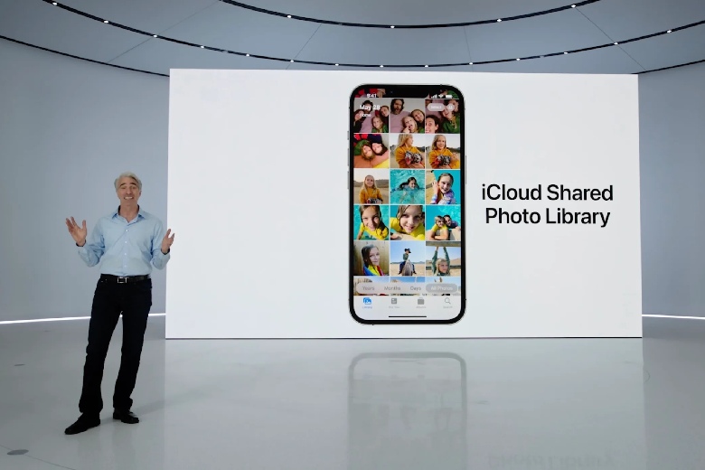 iOS 16 đã trễ hẹn tính năng iCloud Shared Library Photo