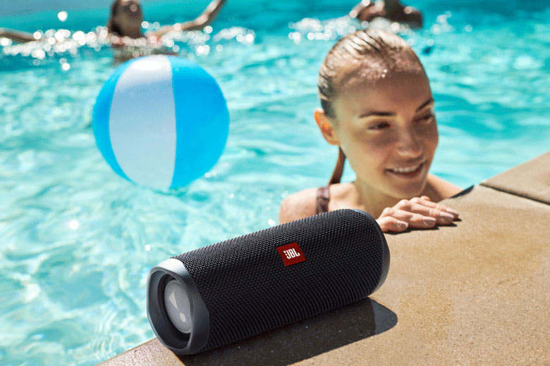 jbl là của hãng nào