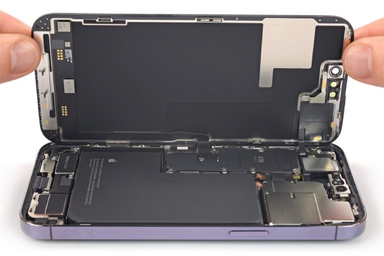 Ngoài con Chip Apple A16, iPhone 14 Pro Max không khác gì người anh tiền nhiệm