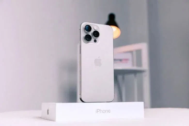 Nên mua iPhone nào tốt nhất 2025? 10 gợi ý phù hợp cho bạn 17 Nên mua iPhone nào