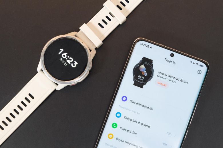 so sánh Xiaomi Watch S1 Active và Galaxy Watch 4