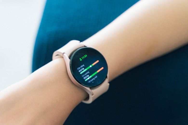 so sanh xiaomi watch s1 active va galaxy watch 4