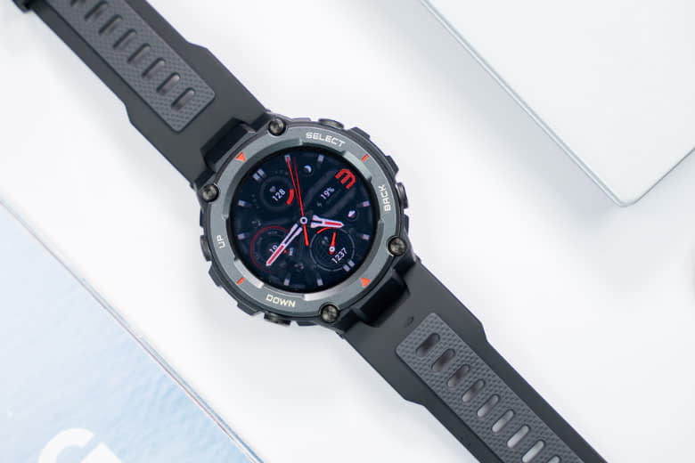 đánh giá đồng hồ amazfit t-rex pro