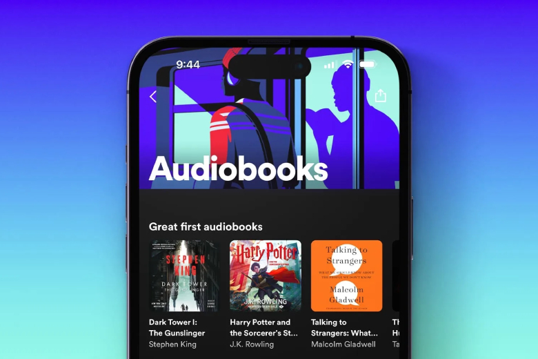 Apple và Spotify hiện đang 'tranh giành' Audio Books