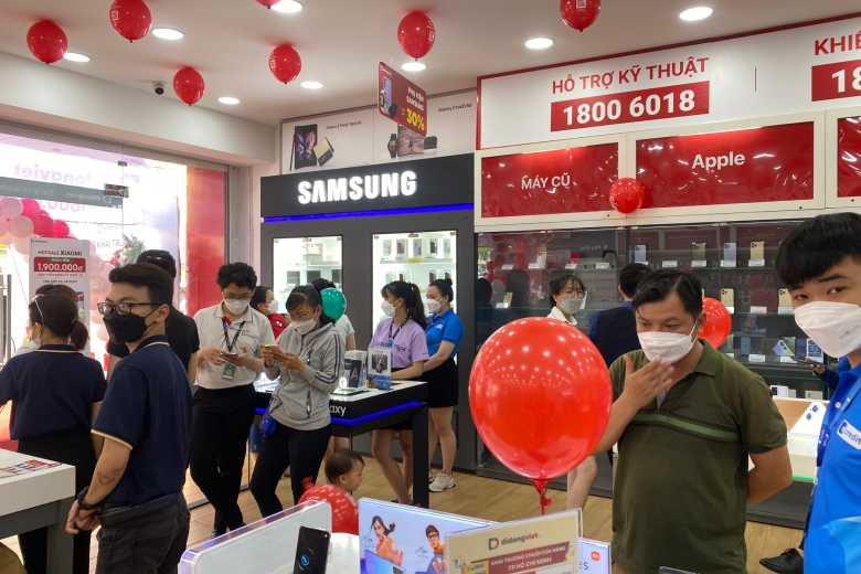 Di Động Việt khai trương 5 cửa hàng TP HCM