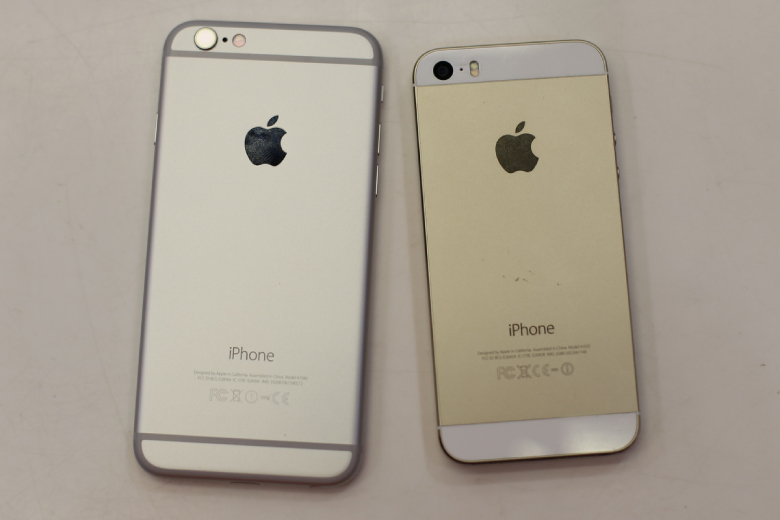 iPhone 6 và iPhone 5s khi đặt cạnh nhau