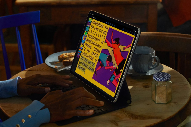 iPad Pro - chiếc máy tính bảng hoàn hảo với hiệu năng vượt trội và thiết kế đẹp mắt. Hãy đắm mình vào ảnh liên quan đến từ khóa này để khám phá một thế giới ứng dụng đa dạng và sáng tạo, mang đến cho bạn những trải nghiệm tuyệt vời.