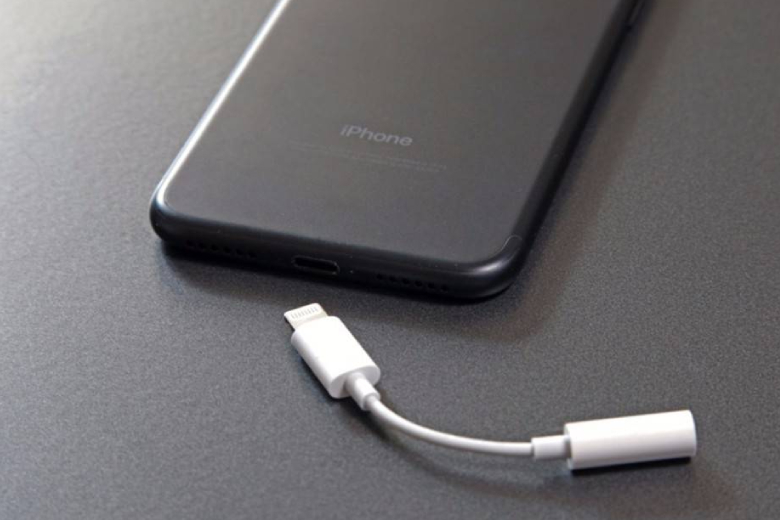 iPhone và câu chuyện chuyển đổi từ cổng sạc Lightning sang USB-C