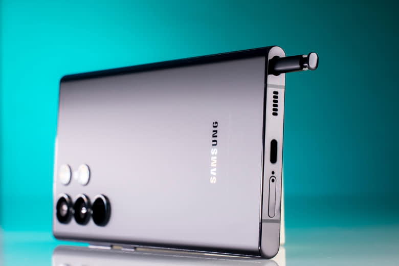 có nên mua Samsung Galaxy S22 Ultra