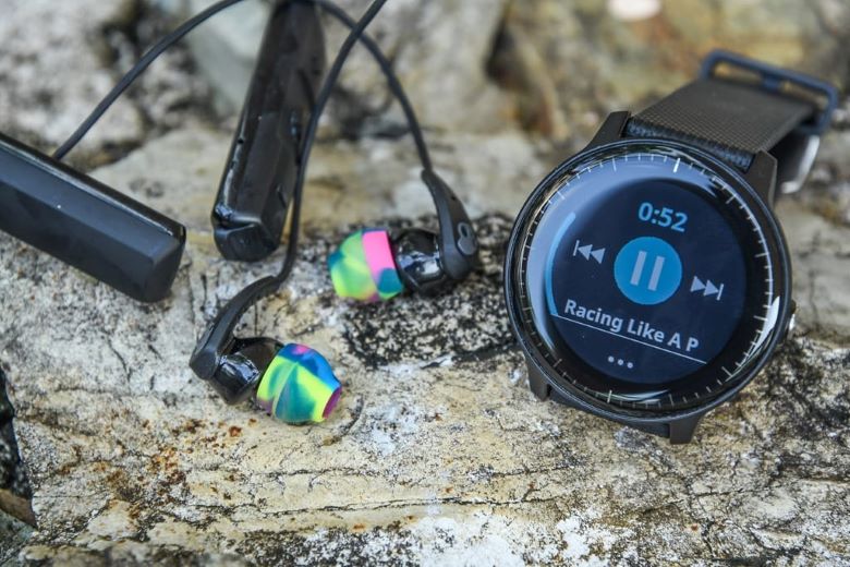 Đánh giá đồng hồ Garmin Vivoactive 3 Music