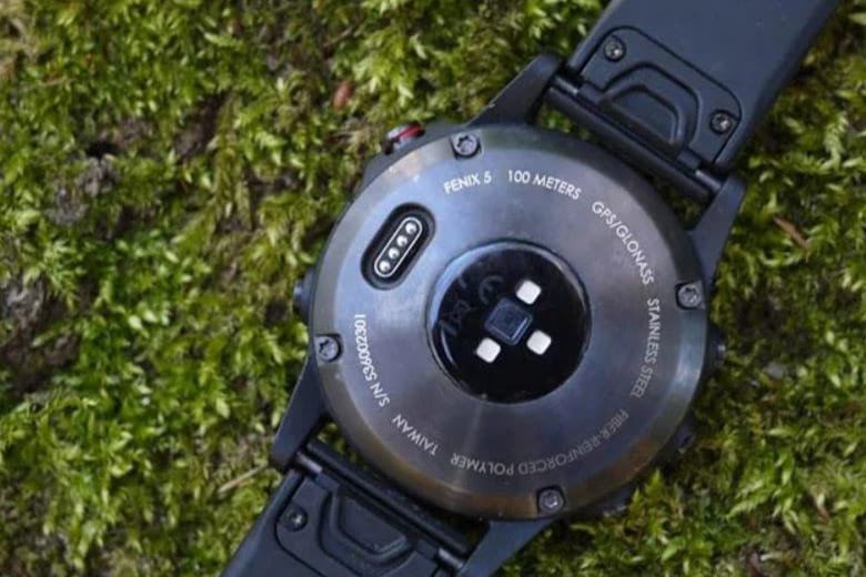 Đánh giá đồng hồ Garmin Fenix 5