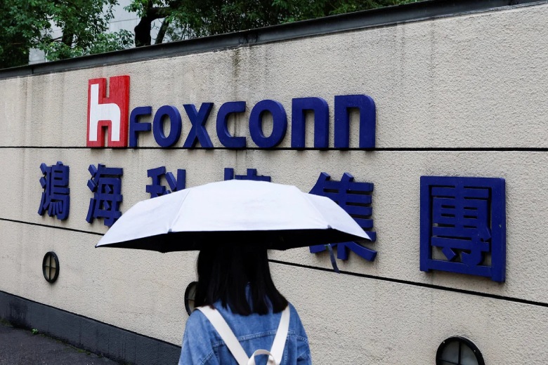 nhà máy sản xuất iPhone của Foxconn