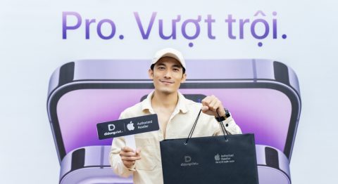 Liên Bỉnh Phát ghé Di Động Việt lên đời iPhone 14 Pro Max