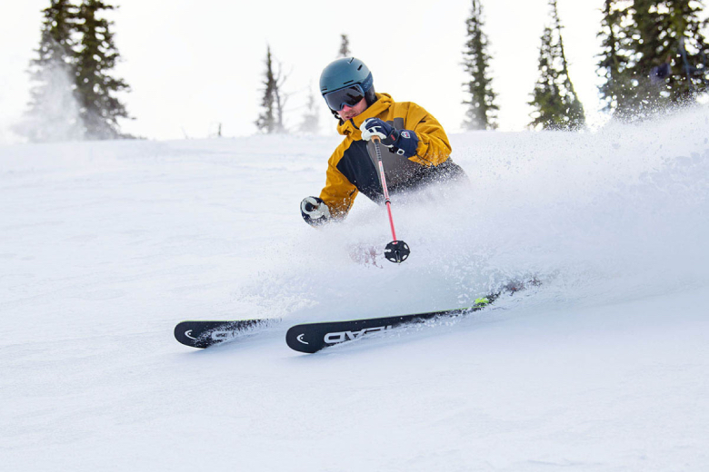 Tính năng phát hiện sự cố trên iPhone 14 và Apple Watch bị kích hoạt nhầm đối với những người trượt tuyết