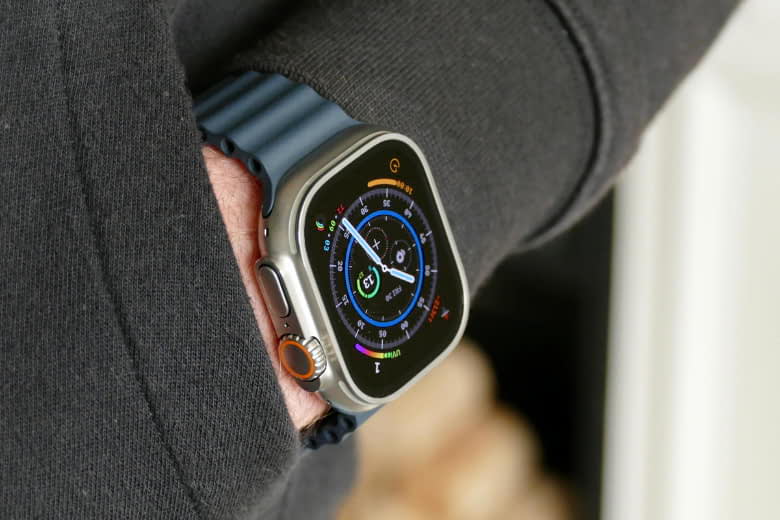 Galaxy Watch 5 vs Apple Watch Ultra
