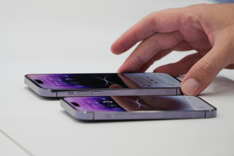 Apple khẳng định Samsung đã phải in bản cắt Dynamic Island trên iPhone 14 Pro 