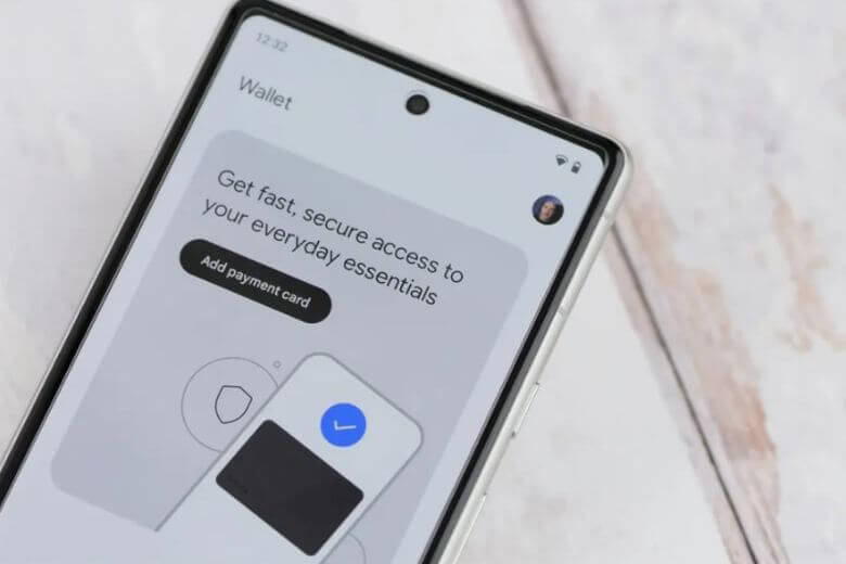 NFC là gì và dừng thành toán như thế nào? Google Wallet thanh toán NFC bằng thẻ ngân hàng Việt Nam chỉ cần chạm điện thoại vào máy POS.