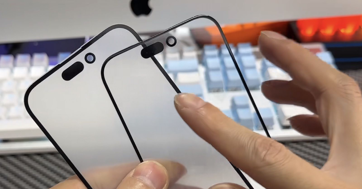 Rò rỉ kính mặt trước iPhone 15 Pro cho thấy viền màn hình siêu mỏng