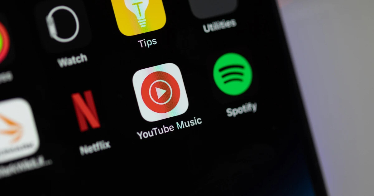 YouTube Music hiện có thể tự động tải 500 bài hát yêu thích của bạn xuống iPhone