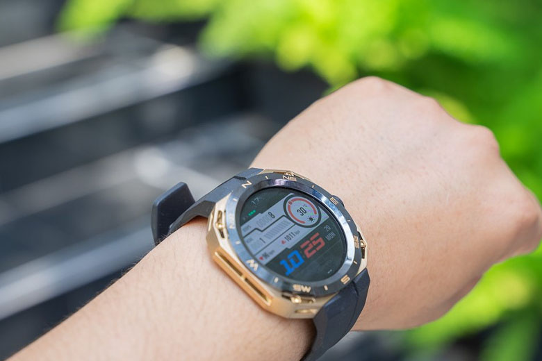 Đánh giá Huawei Watch GT Cyber về cảm biến theo dõi sức khỏe
