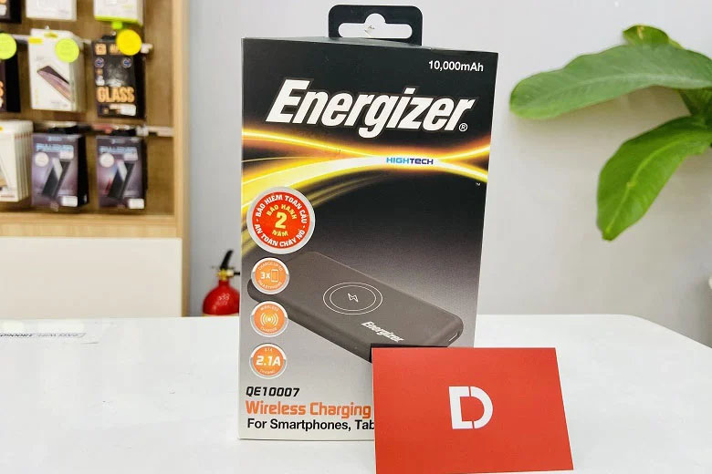 Pin Energizer tích hợp sạc nhanh