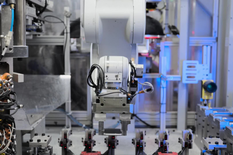 Apple cam kết sử dụng 100% cobalt tái chế trong pin vào năm 2025 7 recycled cobalt in batteries 2