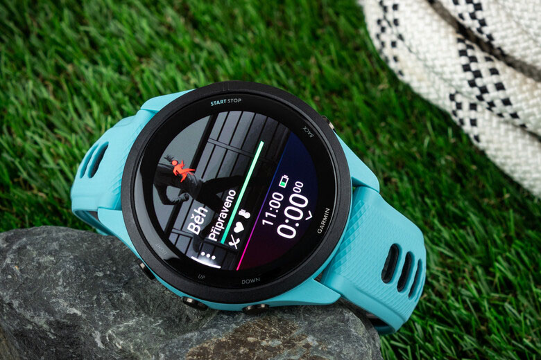 So sánh Garmin 265 vs 965 ở dung lượng pin 