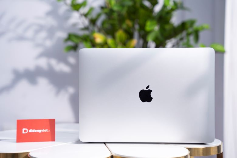 MacBook cho học sinh sinh viên