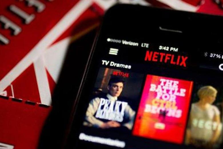 Netflix cấm chia sẻ tài khoản bị tẩy chay