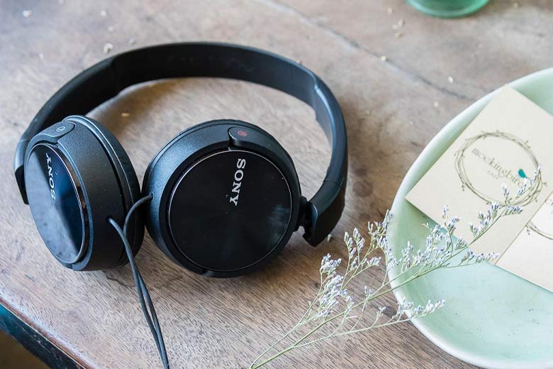 đánh giá tai nghe Sony MDR-ZX110AP
