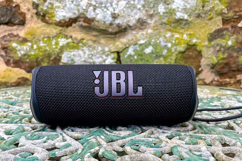 JBL Flip 6 vs Huawei Sound Joy
