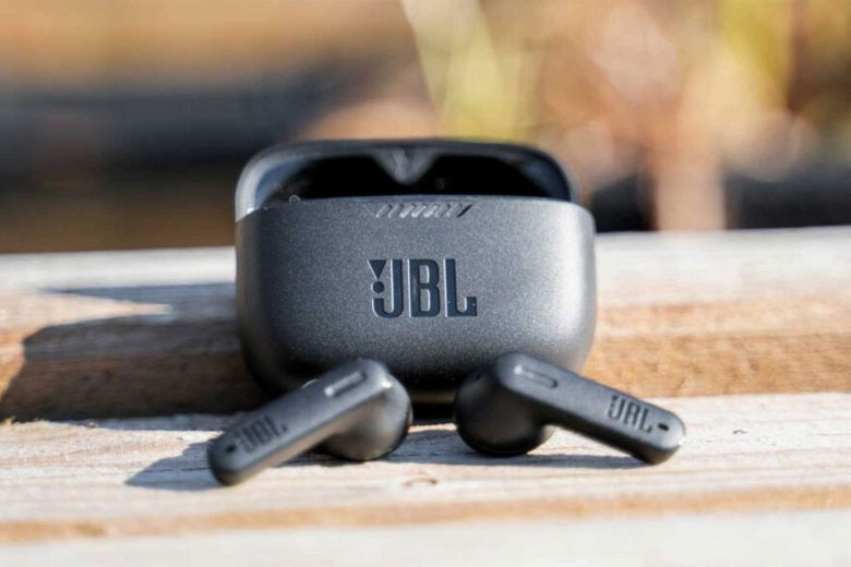 JBL Tune 230NC TWS vs JBL Live Pro 2 TWS 