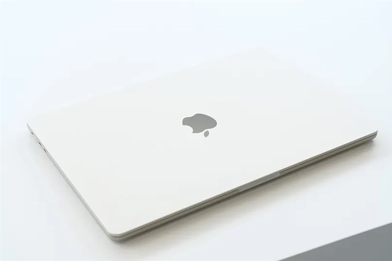 macbook air 15 inch 17